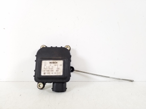Stellmotor Heizungsklappe - 4B1820511C