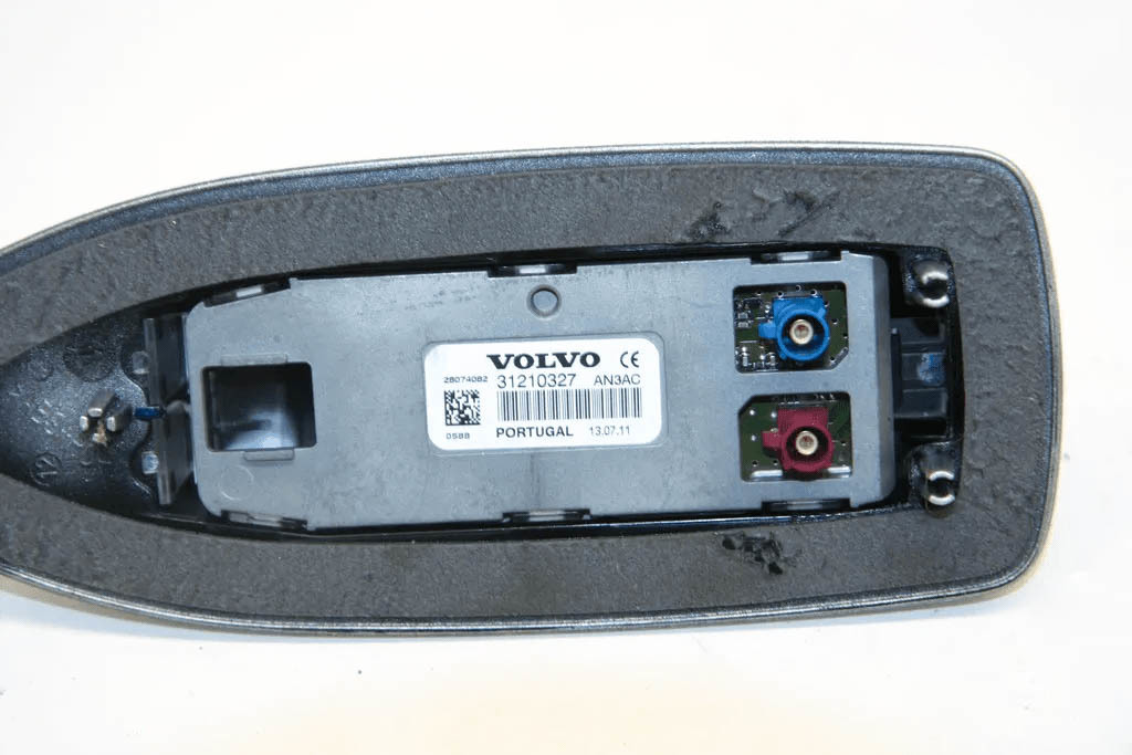 VOLVO V70 3 generation (2007-2020) Antena 31210327 21185747