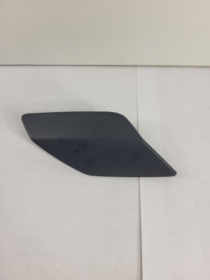 Eesmise kaitseraua esitulede pesuri kork - 5k0955110f
