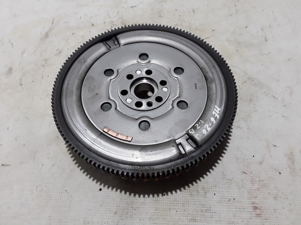 RENAULT Megane 4 generation (2016-2023) Flywheel 123104345R 21048621