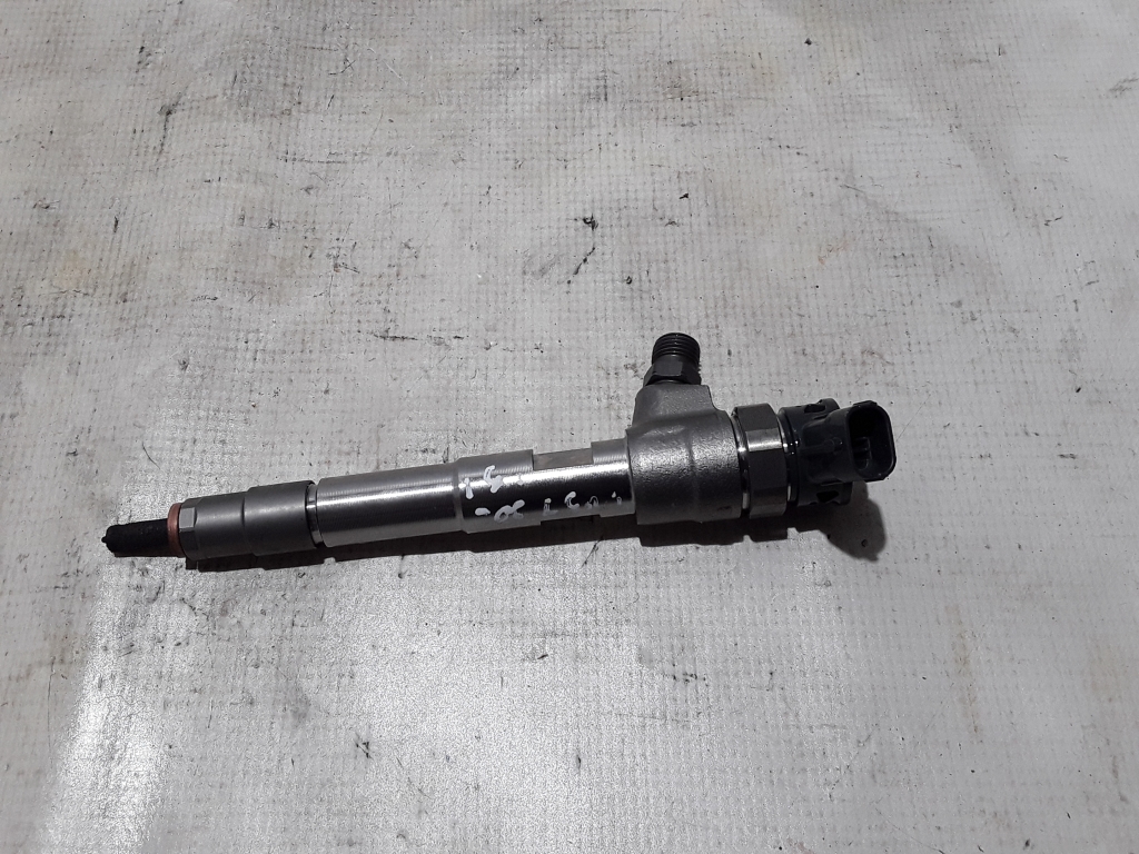 DACIA Duster 2 generation (2017-2024) Fuel Injector 0445110800, 8201636333 21048585