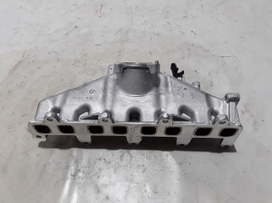  Intake manifold 