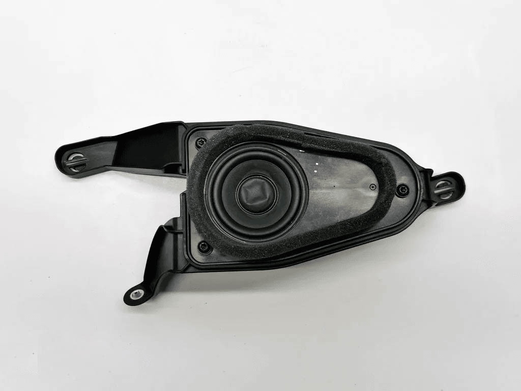 VOLVO V90 2 generation (2016-2024) Subwoofer din partea dreaptă sub scaun 31350622 21185722