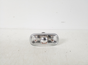 Seitenblinker Kotflügel vorne - 8E0949127