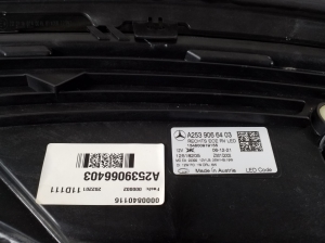 Mercedes Benz GLC-Class 253 (2015–2019) Scheinwerfer vorne A2539066403 - 7
