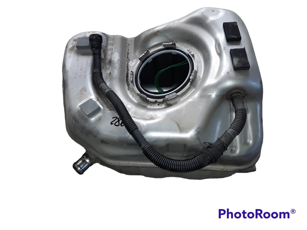 Used Mini Countryman Fuel tank 1000027271A