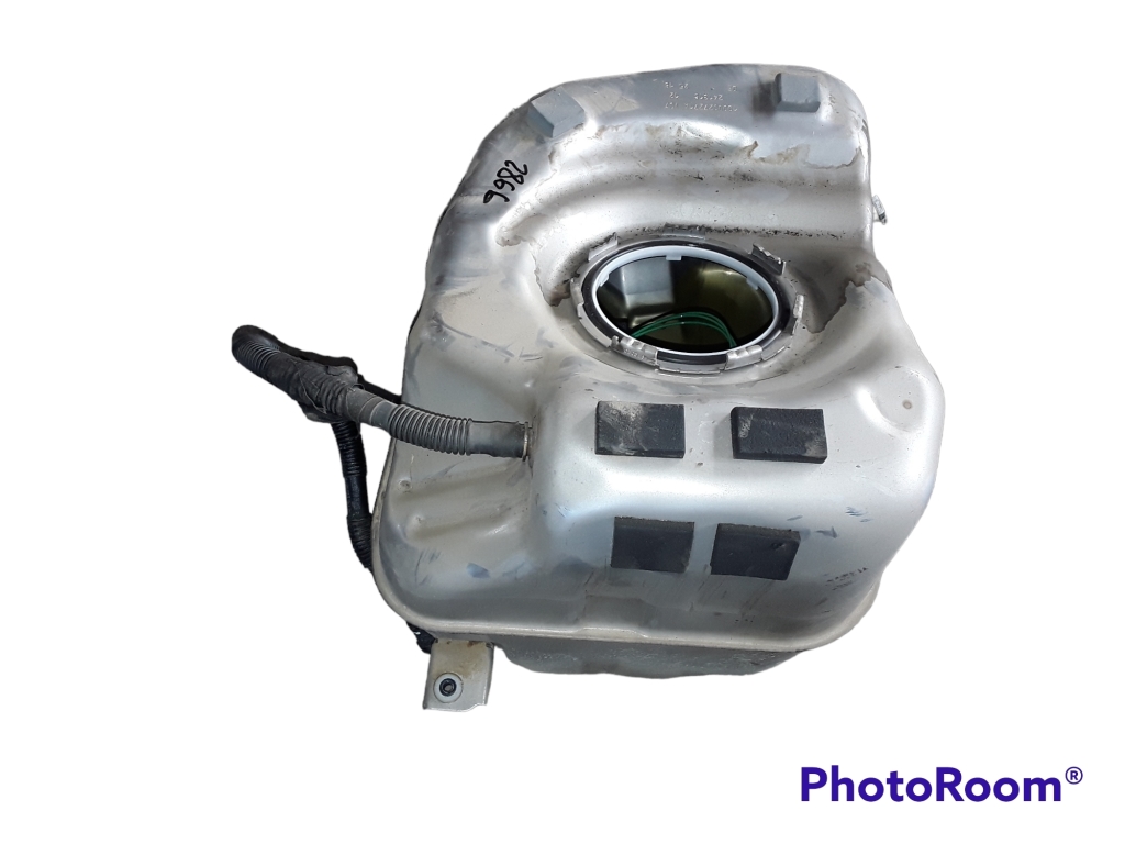 Used Mini Countryman Fuel tank 1000027271A