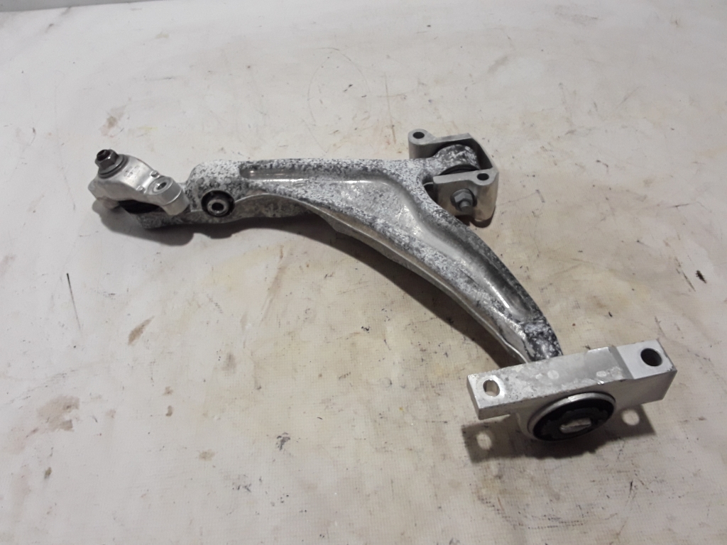 Used VOLVO XC90 Front lever 31360651