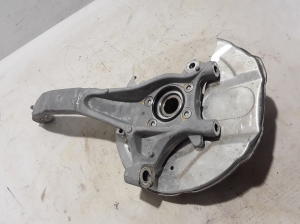 VOLVO XC90 (2015–2024) Front wheel hub 31476878 - 3