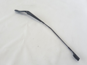  Windshield wiper blade 