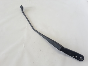  Windshield wiper blade 