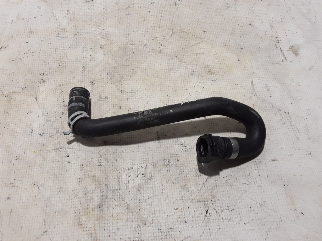Used VOLVO XC90 Cooling radiator hose 31368433