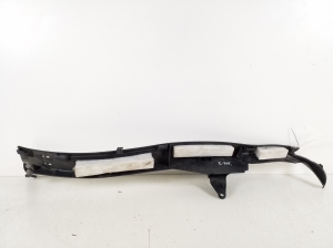 Mercedes Benz C-Class 205 (2014–2021) Tagumise toe sisekujundus A2056903105 - 2
