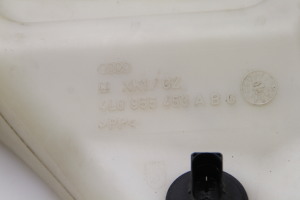 AUDI Q7 (2006–2015) Front washer fluid reservoir 4L0955453 - 2