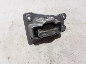   Gearbox holder 