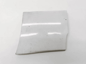 Front fender trim (flare)