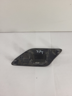 Volkswagen Golf VII (2012–2026) Front bumper headlight washer cap 5G0955110 - 2