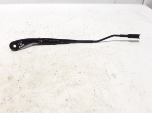   Windshield wiper blade 