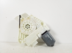Front door window regulator motor - A2139069901