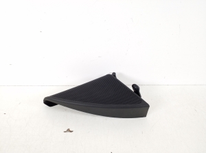 Mercedes Benz C-Class 205 (2014–2021) Esiukse muu osa A2057200248 - 3