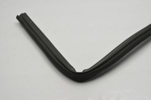 Peugeot 208 (2012–2019) Hood seal - 3