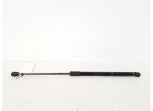 Mercedes Benz C-Class 205 (2014–2021) Heckklappendämpfer A2059801064
