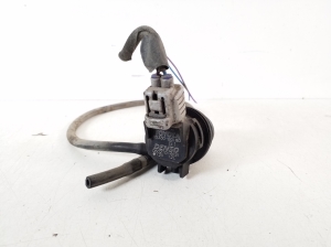 TOYOTA Prius W30/35 (2009–2015) Rear window washer pump 85330-60180 - 3