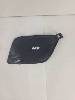 VOLVO V40 (2012–2019) Front bumper tow hook cover 31425399 - 2