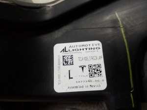Tesla Model 3 3 (2016–2024) Front-Nebelscheinwerfer 107739500D - 5