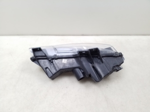 Tesla Model 3 3 (2016–2024) Front-Nebelscheinwerfer 107739500D - 7
