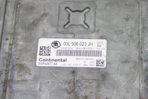 Skoda Fabia MK 2 (2007–2014) Engine control unit 03L906023NH - 4