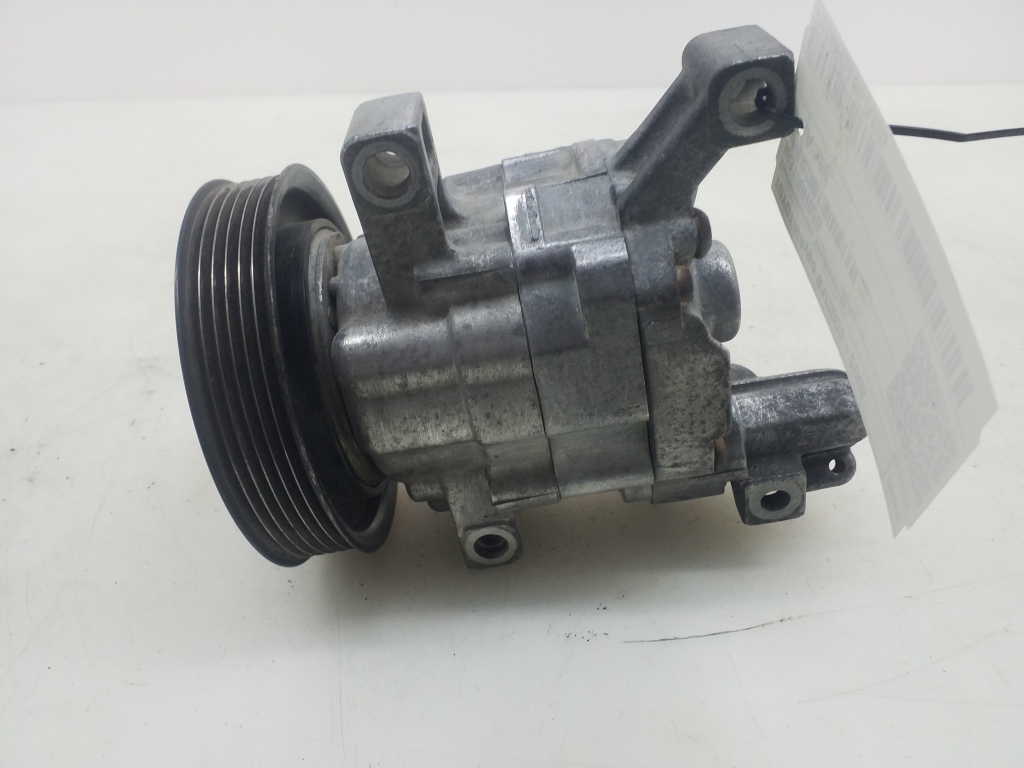 Used TOYOTA Aygo Air conditioner compressor 883100H020