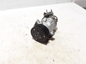  Air conditioner compressor 