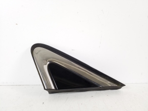 Mirror triangle trim - 86180-C5000