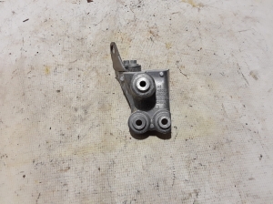   Gearbox holder 