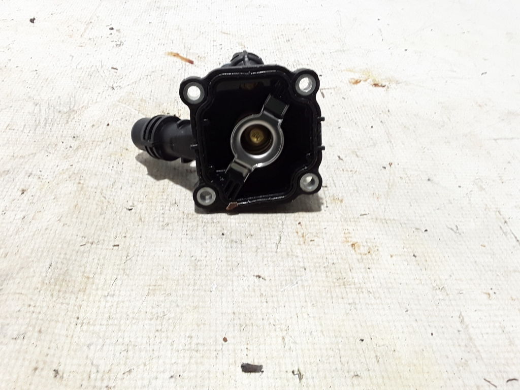 VOLVO XC60 2 generation (2017-2024) Thermostat 32263962 21049402