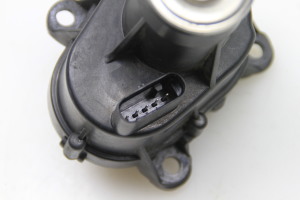 BMW 5 SERIES F10 (2010–2017) Sisselaskekollektori klappide mootor 8506410 - 2