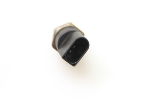 Volkswagen Passat B6 (2005–2010) Kraftstoffhochdrucksensor 06B905379C - 2