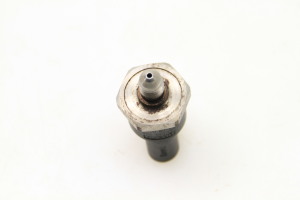 Volkswagen Passat B6 (2005–2010) Kraftstoffhochdrucksensor 06B905379C - 3