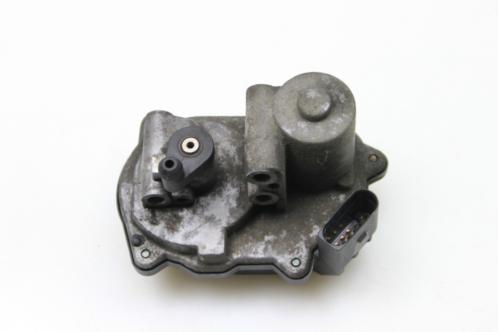 VOLKSWAGEN Passat B6 (2005-2010) Szívócsonk-szelepmotor 06F133482B 25095235