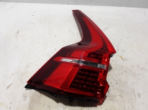  Rear corner lamp 