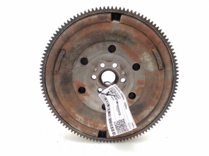  Clutch flywheel 