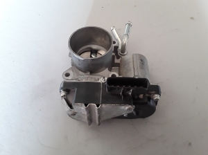   Accelerator valve 