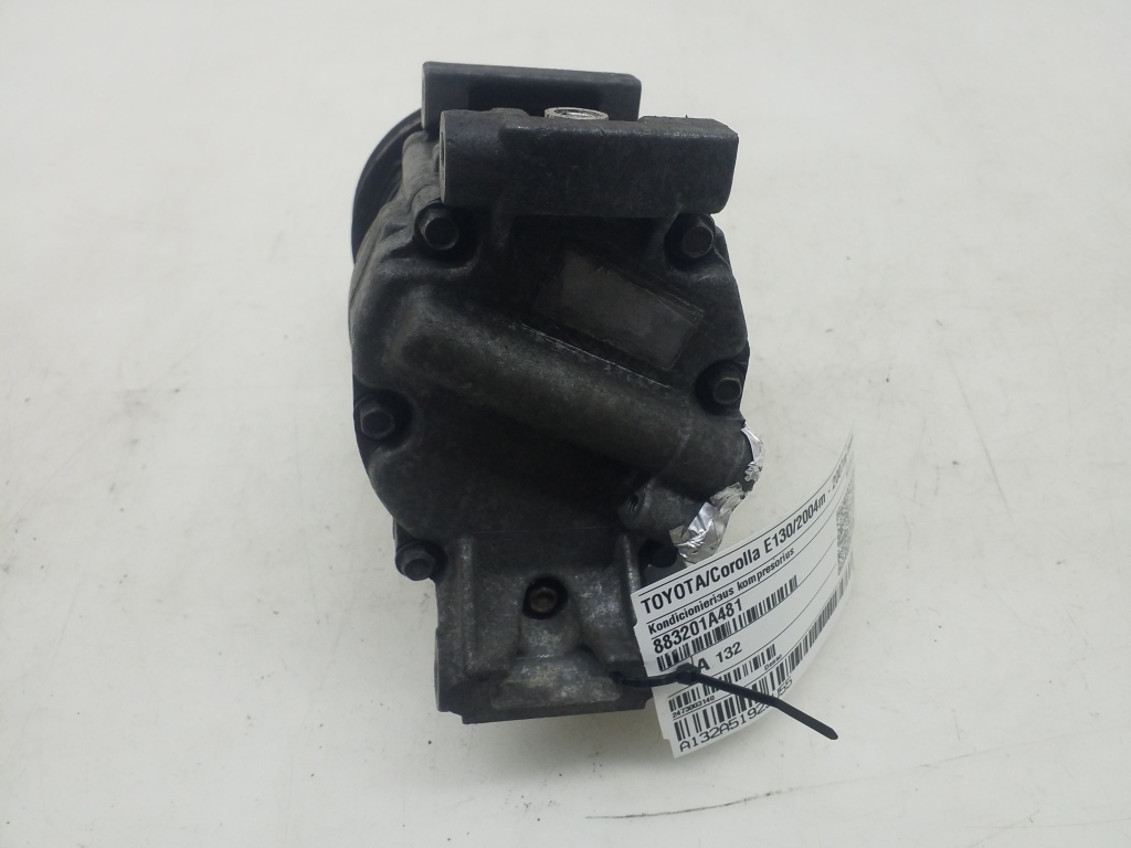 TOYOTA Corolla 9 generation E120/E130 (2000-2007) Pompe de climatisation 883201A481, 883201A481 20971035