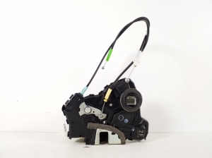 TOYOTA Urban Cruiser (2009–2017) Front door lock 69030-12490 - 3