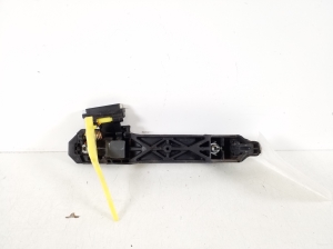 TOYOTA Urban Cruiser (2009–2017) Rear side door exterior handle and its parts - 3