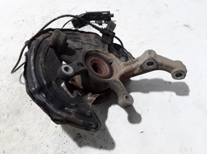Mercedes Benz GLA-Class 156 (2013–2019) Front wheel hub A2463320100 - 2