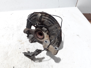 Mercedes Benz GLA-Class 156 (2013–2019) Front wheel hub A2463320100 - 4