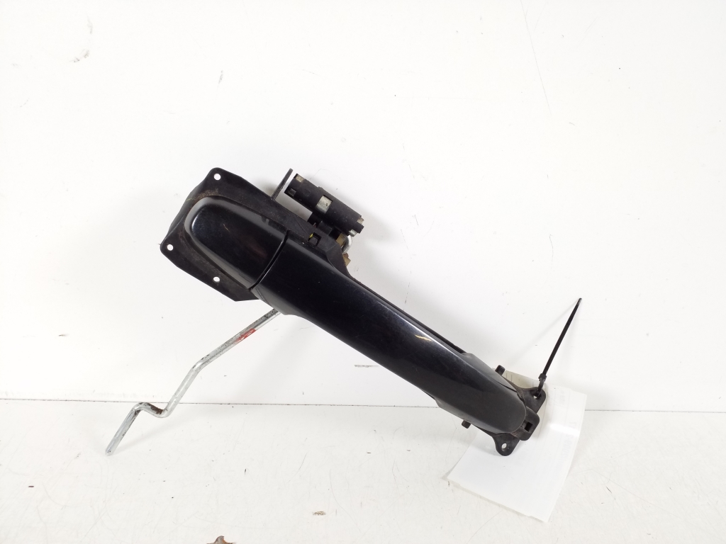 TOYOTA Urban Cruiser (2009–2017) Front door external opening handle and its details TOYOTA Urban Cruiser (2009–2017) Front door external opening handle and its details