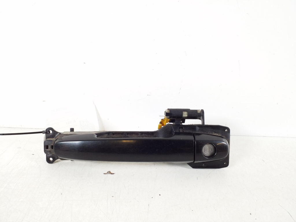 TOYOTA Urban Cruiser (2009–2017) Front door external opening handle and its details TOYOTA Urban Cruiser (2009–2017) Front door external opening handle and its details